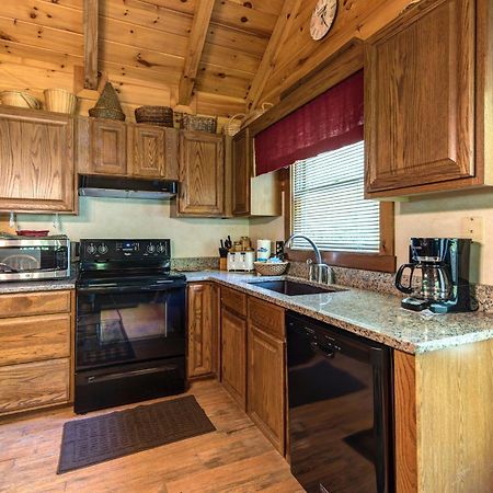 Fawn Cabin Gatlinburg Exterior photo
