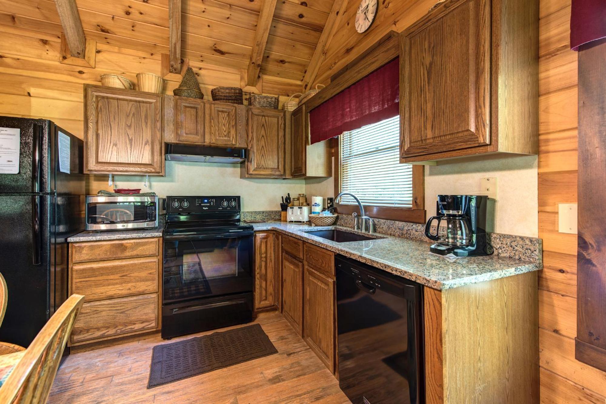 Fawn Cabin Gatlinburg Exterior photo